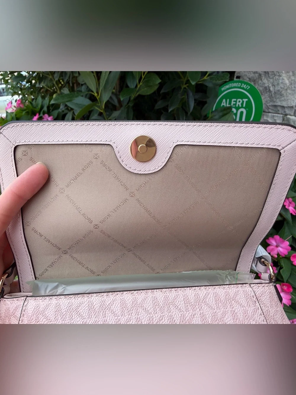 ✨NWT MICHAEL KORS Medium Logo Convertible Crossbody Bag Powder Blush Pink✨